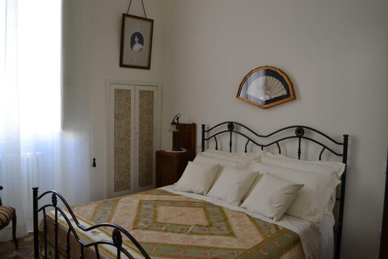 Le Signorine B&B Лече Екстериор снимка