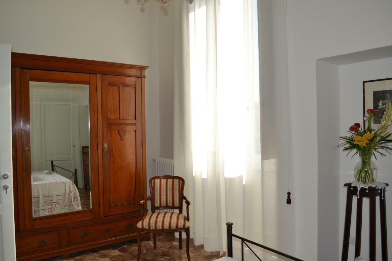 Le Signorine B&B Лече Екстериор снимка